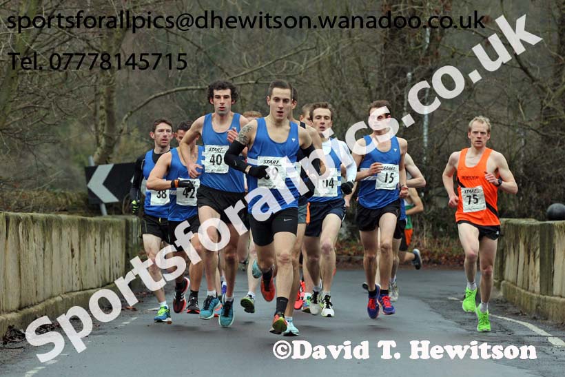 Morpeth Harriers 11k Road Race. Photo: David T. Hewitson/Sports for All Pics